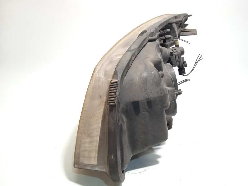 Recambio de faro derecho para renault scenic ii 1.9 dci diesel referencia OEM IAM 260102336R  