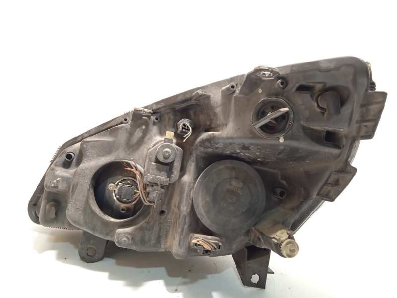 Recambio de faro derecho para renault scenic ii 1.9 dci diesel referencia OEM IAM 260102336R  