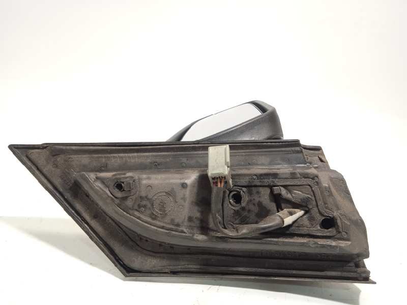 Recambio de retrovisor derecho para ford focus berlina (cap) trend referencia OEM IAM 1510871  4M5117682JA