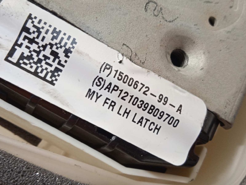 Recambio de cerradura puerta delantera izquierda para tesla model 3 referencia OEM IAM 150067299A  