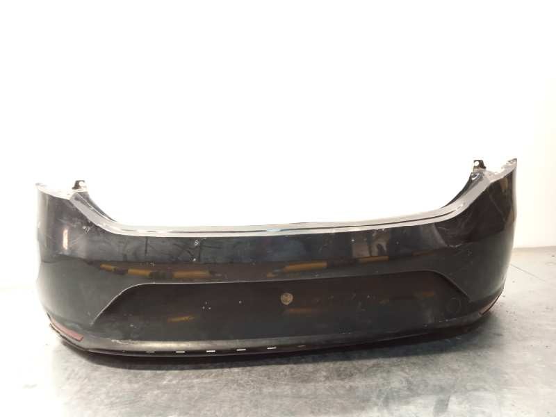 Recambio de paragolpes trasero para seat leon (5f1) style referencia OEM IAM 5F0807421  5F0807421GRU