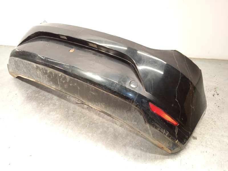 Recambio de paragolpes trasero para seat leon (5f1) style referencia OEM IAM 5F0807421  5F0807421GRU