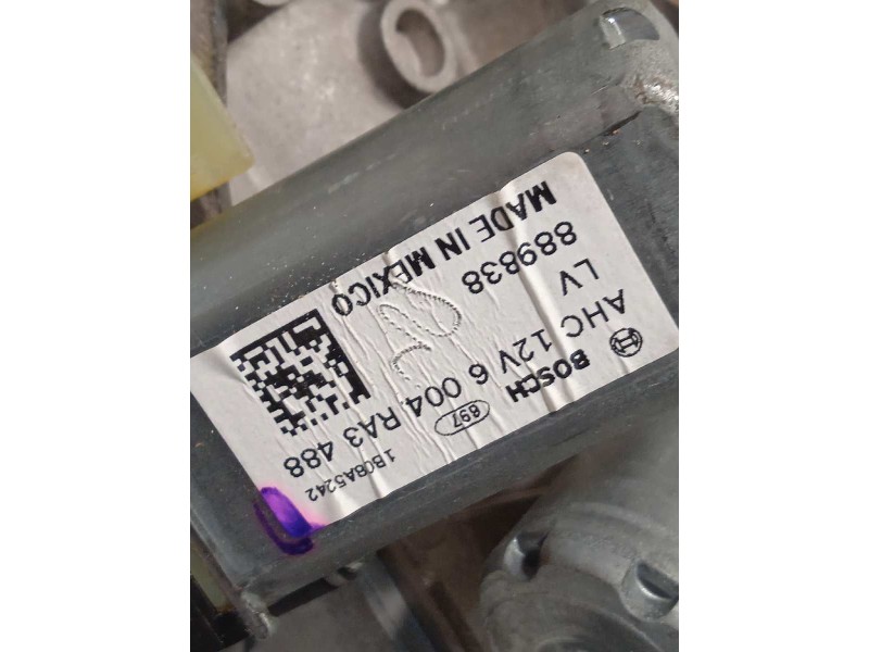 Recambio de columna direccion para tesla model 3 referencia OEM IAM 104481100H  