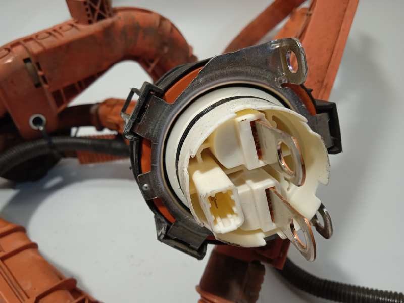 Recambio de modulo electronico para toyota auris touring sports (e18) hybrid active referencia OEM IAM 8216402030  