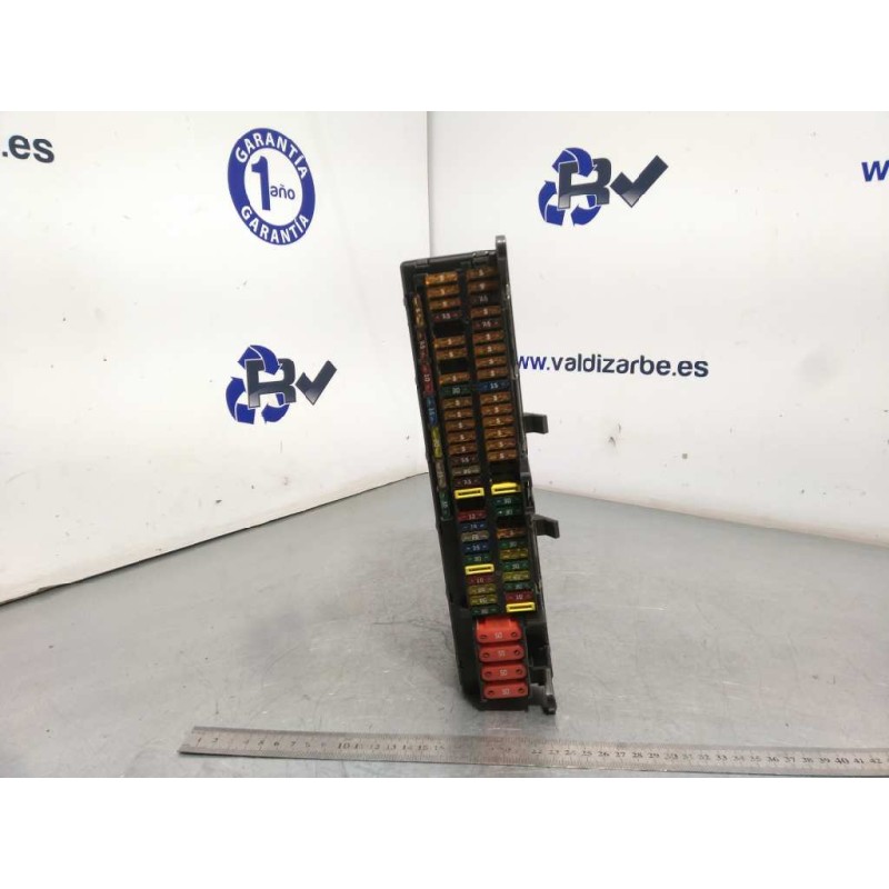 Recambio de caja reles / fusibles para bmw x5 (e53) 3.0d referencia OEM IAM 8378107  