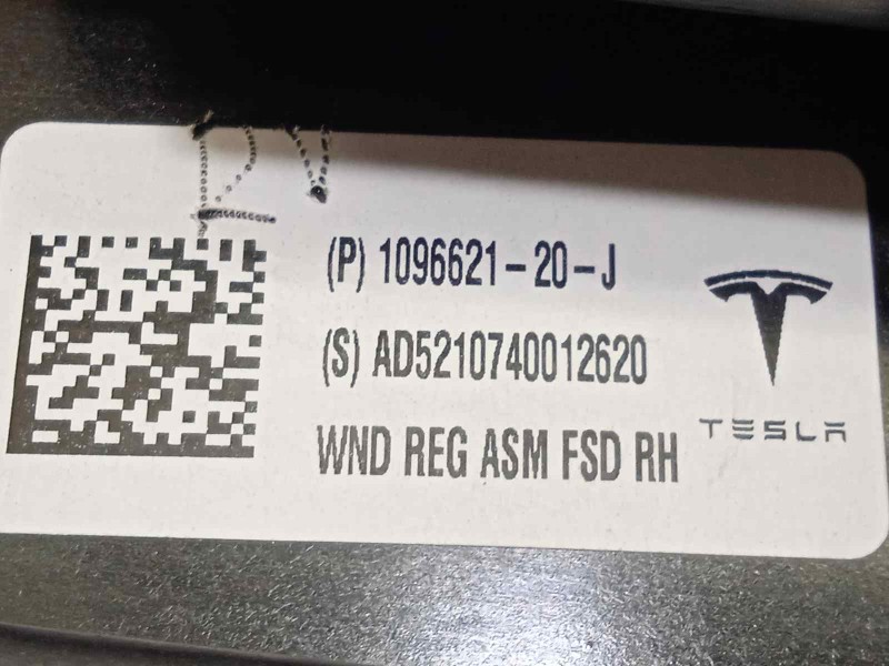Recambio de elevalunas delantero derecho para tesla model 3 referencia OEM IAM 109662120J  