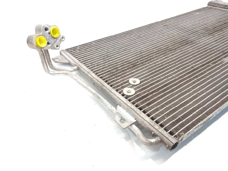 Recambio de condensador / radiador aire acondicionado para volkswagen touareg (7l6) v6 tdi referencia OEM IAM 7L0820411G  