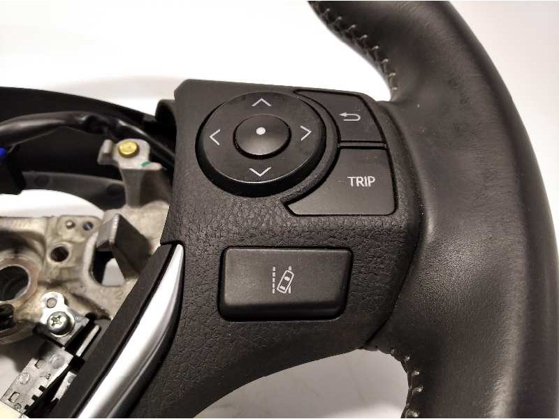 Recambio de volante para toyota auris 1.8 16v (híbrido) referencia OEM IAM 4510202511C2  