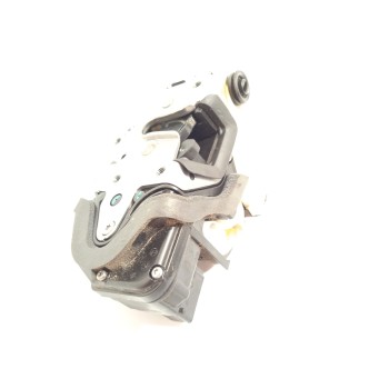 Recambio de cerradura puerta trasera derecha para chevrolet orlando lt referencia OEM IAM 13579566  