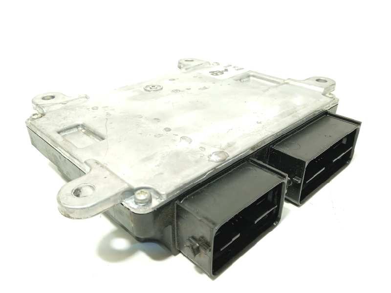 Recambio de centralita motor uce para mitsubishi outlander (gf0) phev kaiteki 4wd referencia OEM IAM 1860D100  