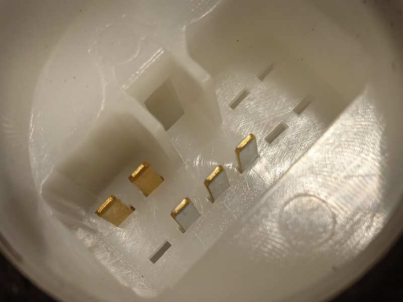 Recambio de cerradura puerta delantera izquierda para mitsubishi outlander (gf0) phev kaiteki 4wd referencia OEM IAM 5715A739  