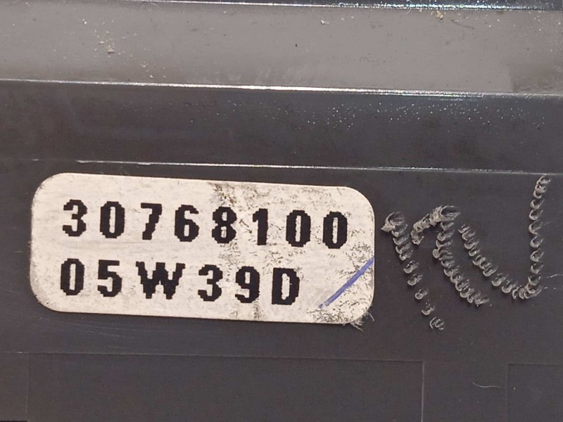 Recambio de mando limpia para volvo xc90 2.4 diesel cat referencia OEM IAM 30768100  