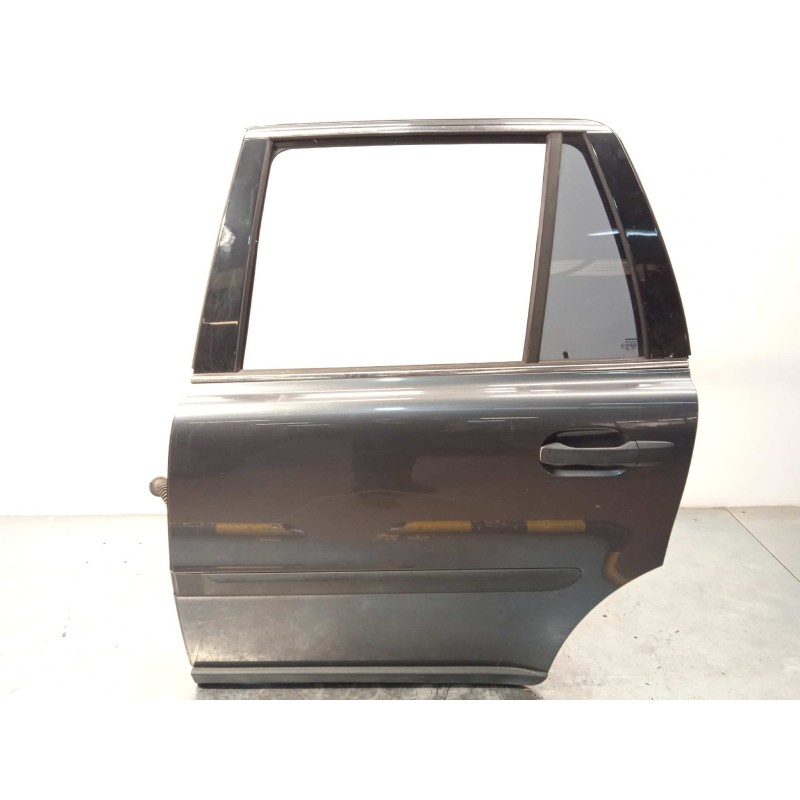 Recambio de puerta trasera izquierda para volvo xc90 2.4 diesel cat referencia OEM IAM 31385358  