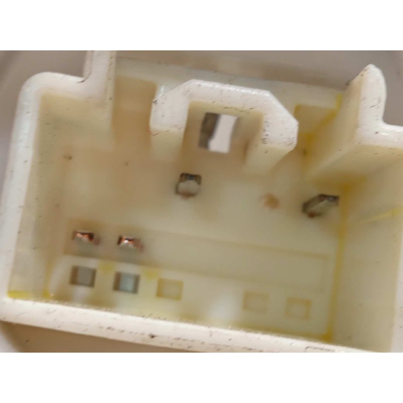 Recambio de cerradura puerta trasera izquierda para mazda cx-5 2.2 turbodiesel cat referencia OEM IAM KD5373310  