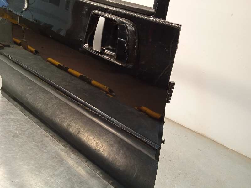 Recambio de puerta delantera derecha para peugeot 1007 sporty referencia OEM IAM 9004V9  