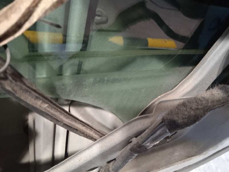 Recambio de puerta delantera derecha para peugeot 1007 sporty referencia OEM IAM 9004V9  