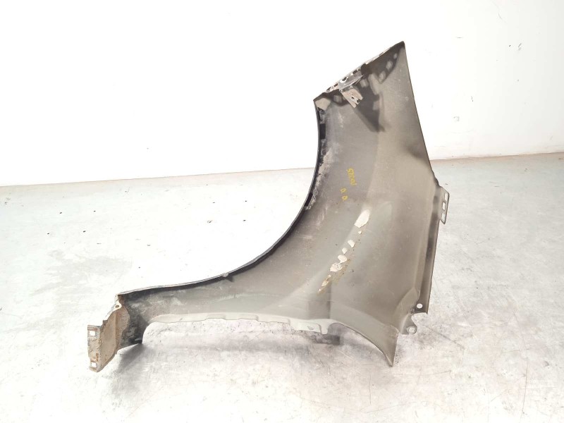 Recambio de aleta delantera derecha para ford fiesta (cb1) trend referencia OEM IAM 1777180  