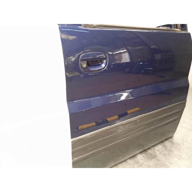 Recambio de puerta delantera derecha para hyundai h 1 2.5 turbodiesel cat referencia OEM IAM 760044A301  