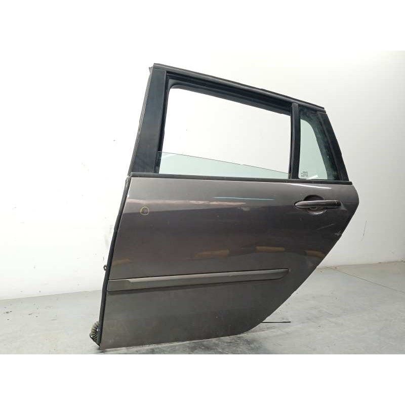 Recambio de puerta trasera izquierda para renault laguna grandtour iii 1.5 dci diesel referencia OEM IAM 821010024R  