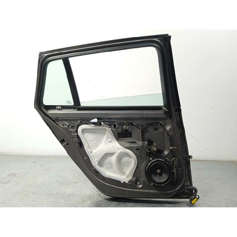 Recambio de puerta trasera izquierda para renault laguna grandtour iii 1.5 dci diesel referencia OEM IAM 821010024R  