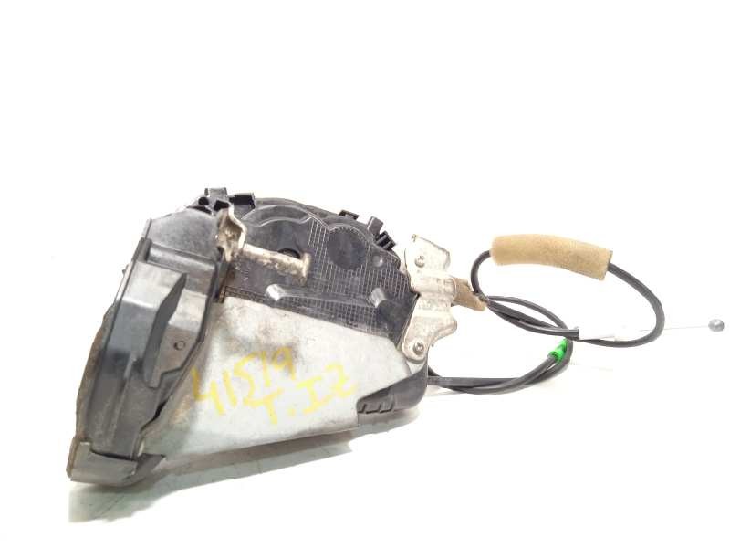 Recambio de cerradura puerta trasera izquierda para toyota prius (nhw30) referencia OEM IAM 6906047090  