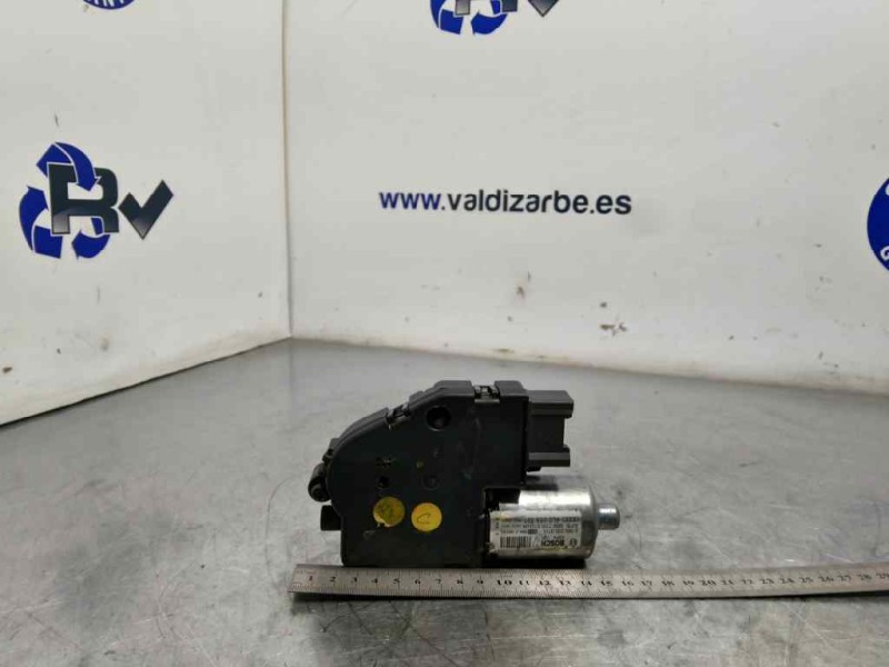 Recambio de motor techo electrico para audi q7 (4l) 3.0 tdi referencia OEM IAM 4L0959591  0390200071