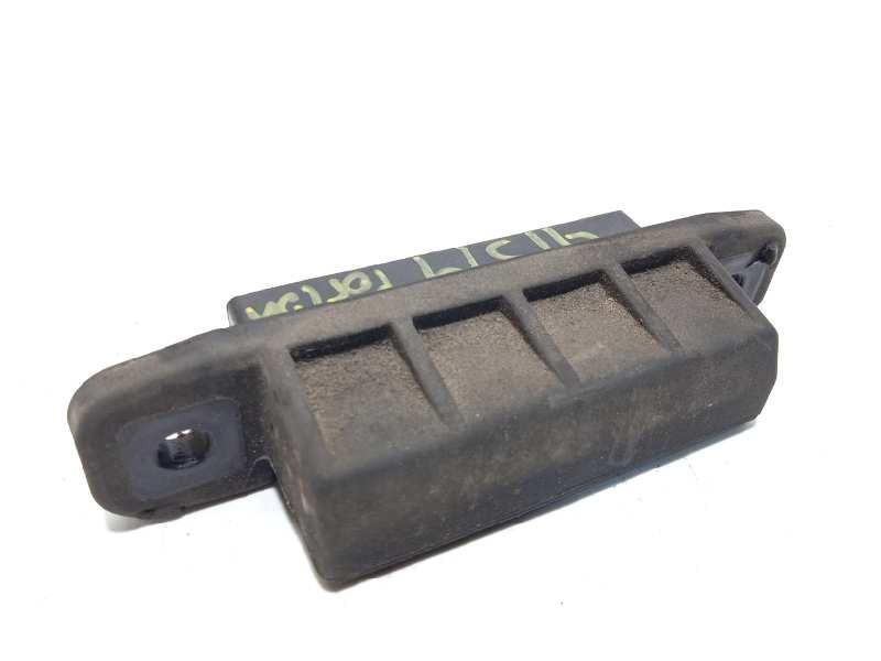 Recambio de maneta exterior porton para toyota prius (nhw30) referencia OEM IAM NOREF  