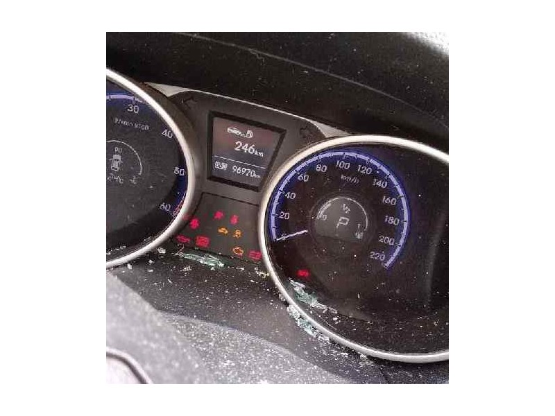 Recambio de cuadro instrumentos para hyundai ix35 style awd referencia OEM IAM 940072Y321  940072Y331