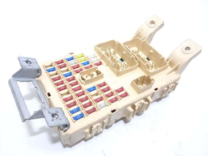 CAJA RELES / FUSIBLES 919511J030 