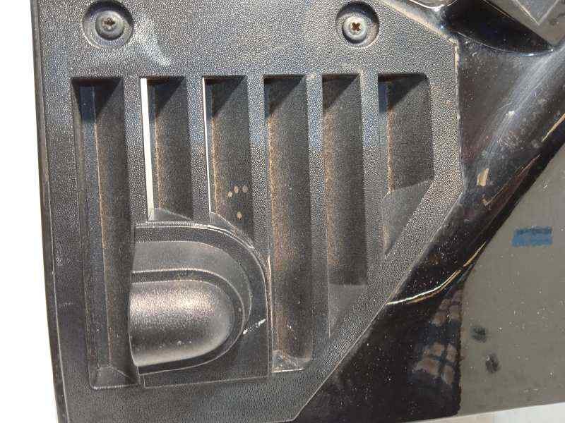 Recambio de aleta delantera derecha para hummer h2 6.0 referencia OEM IAM 15266356  