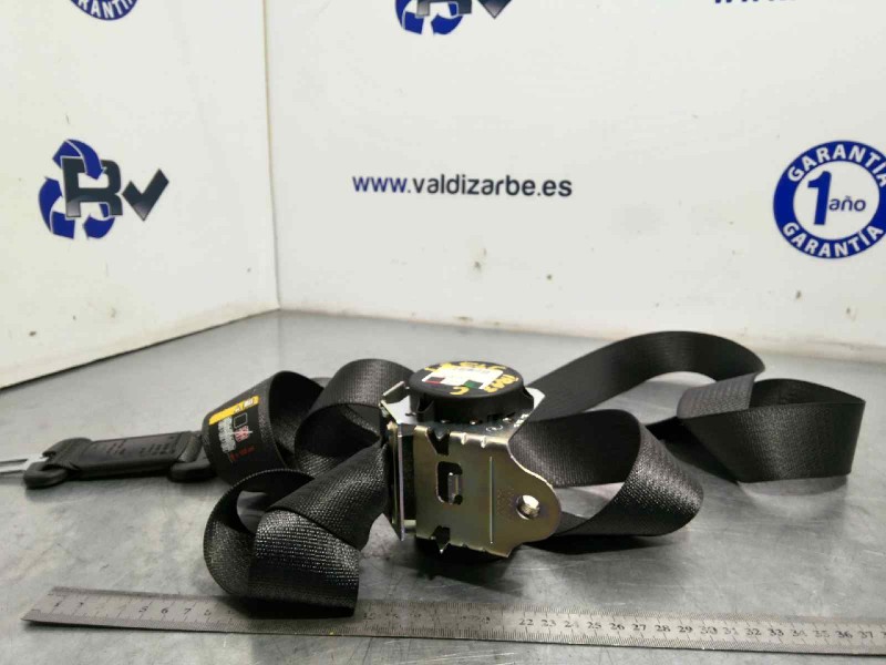 Recambio de cinturon seguridad trasero central para opel zafira tourer 1.6 cdti dpf referencia OEM IAM 13332245  