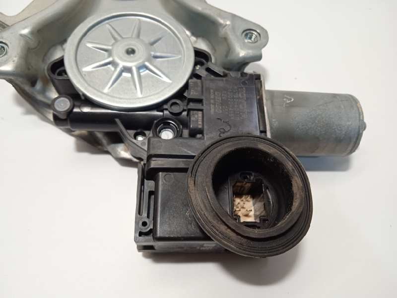 Recambio de elevalunas delantero izquierdo para toyota land cruiser (j15) 2.8 cat referencia OEM IAM 8572060310  0620204551