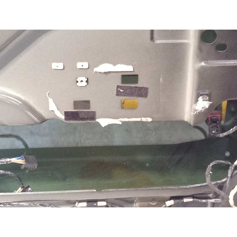 Recambio de puerta delantera derecha para hummer h2 6.0 referencia OEM IAM 25887985  15192373