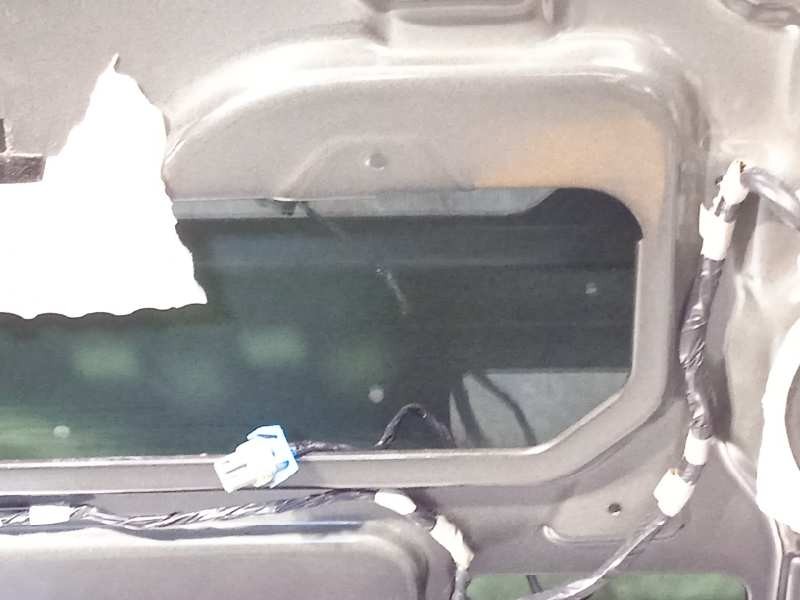 Recambio de puerta delantera izquierda para hummer h2 6.0 referencia OEM IAM 25887984  15192372