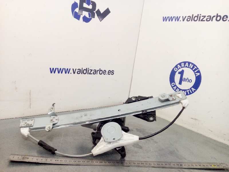 Recambio de elevalunas trasero derecho para subaru forester executive referencia OEM IAM 61042SG200  