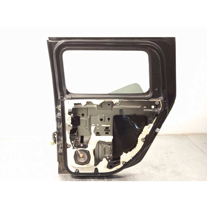 Recambio de puerta trasera derecha para hummer h2 6.0 referencia OEM IAM 10396626  15192381