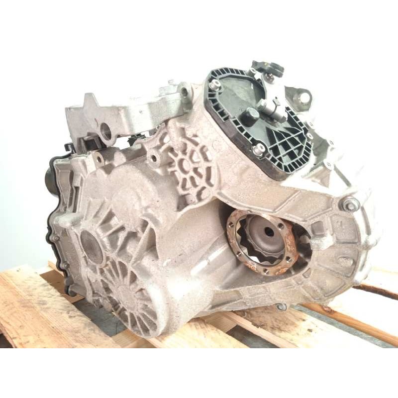 Recambio de caja cambios para seat arona fr referencia OEM IAM URG 0CW300020007 0CW300020