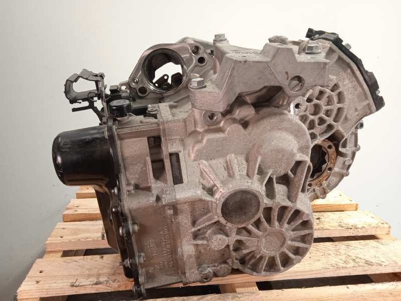 Recambio de caja cambios para seat arona fr referencia OEM IAM URG 0CW300020007 0CW300020