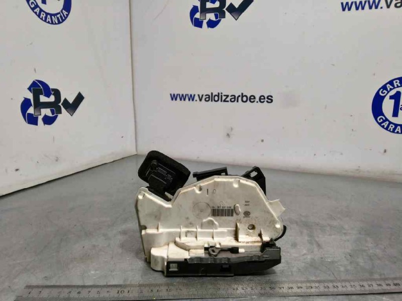 Recambio de cerradura puerta delantera derecha para seat leon (5f1) reference referencia OEM IAM 5K1837016E  
