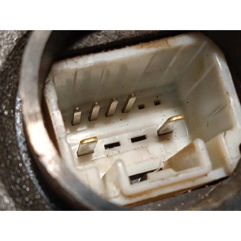 Recambio de cerradura puerta delantera derecha para toyota land cruiser (j12) 3.0 turbodiesel referencia OEM IAM 6903033272  