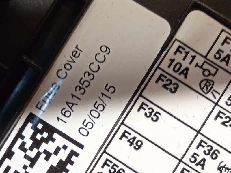 Recambio de guantera para land rover discovery sport 2.0 td4 cat referencia OEM IAM FK7214K016BA  LR073430