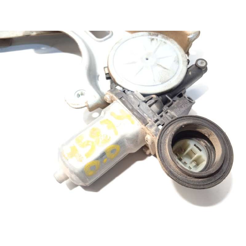 Recambio de elevalunas delantero derecho para toyota land cruiser (j12) 3.0 turbodiesel referencia OEM IAM 8571058010  062040176