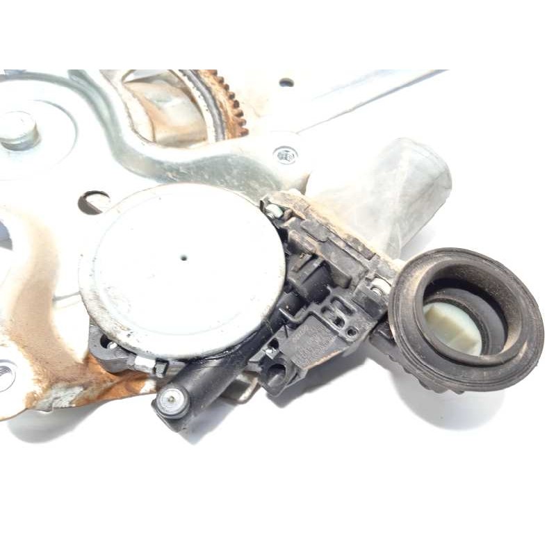 Recambio de elevalunas trasero derecho para toyota land cruiser (j12) 3.0 turbodiesel referencia OEM IAM 8572058010  0620401770