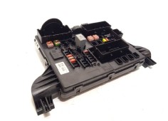 Recambio de caja reles / fusibles para opel insignia sports tourer 2.0 cdti referencia OEM IAM 22737765   2