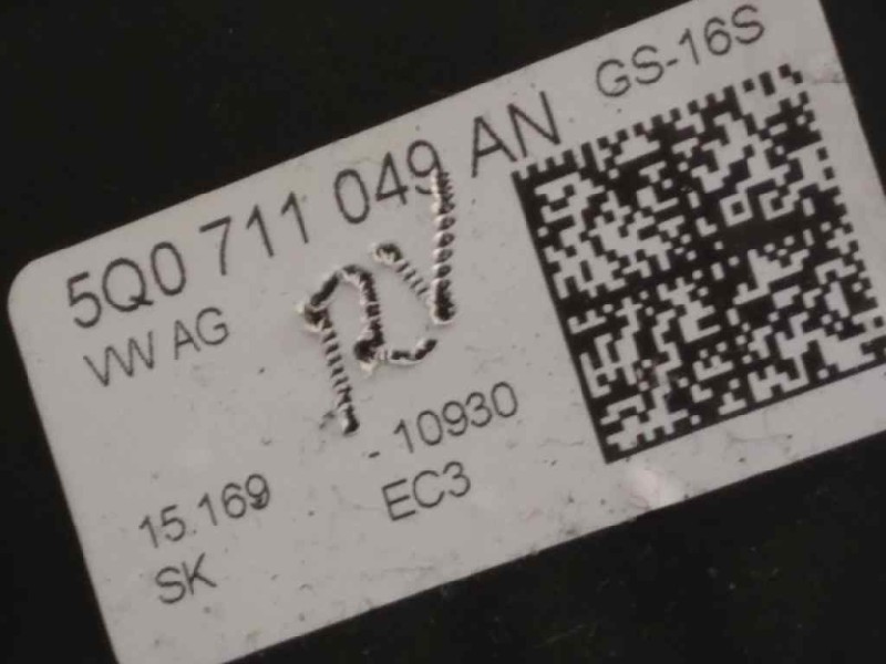 Recambio de palanca cambio para seat leon (5f1) reference referencia OEM IAM 5Q0711049AN  