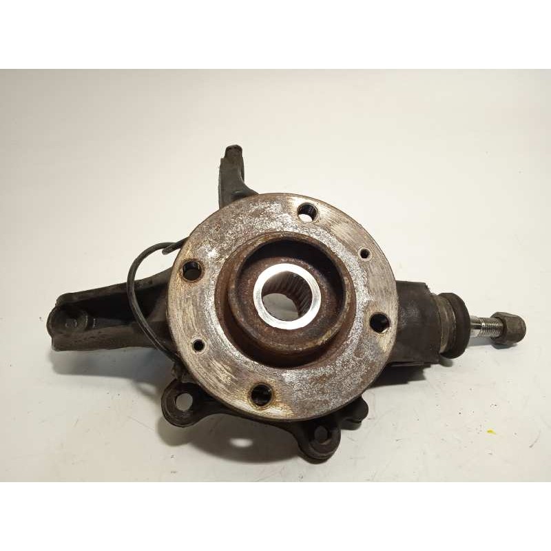 Recambio de mangueta delantera izquierda para peugeot 5008 1.6 hdi fap referencia OEM IAM 1606630980  
