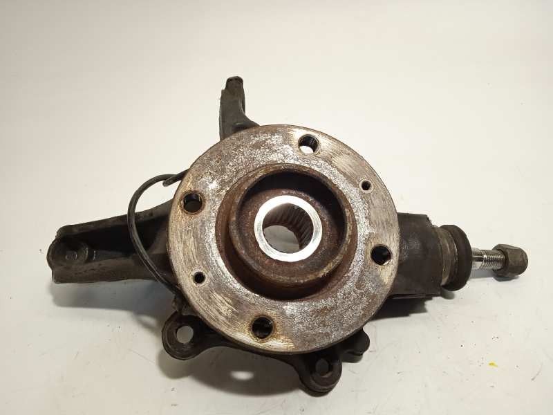 Recambio de mangueta delantera izquierda para peugeot 5008 1.6 hdi fap referencia OEM IAM 1606630980  