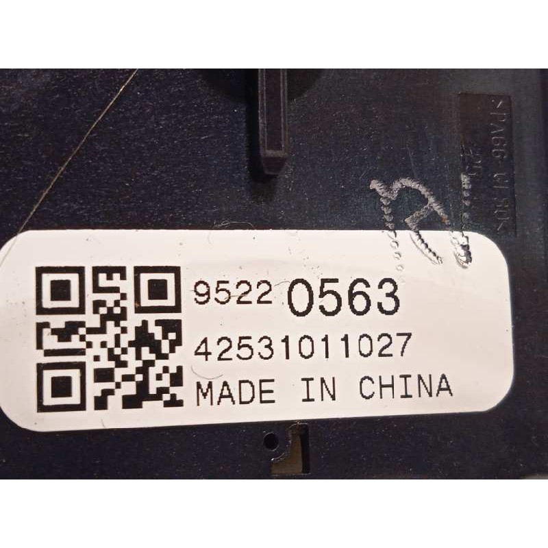 Recambio de mando luces para opel insignia sports tourer 2.0 cdti referencia OEM IAM 95220563  