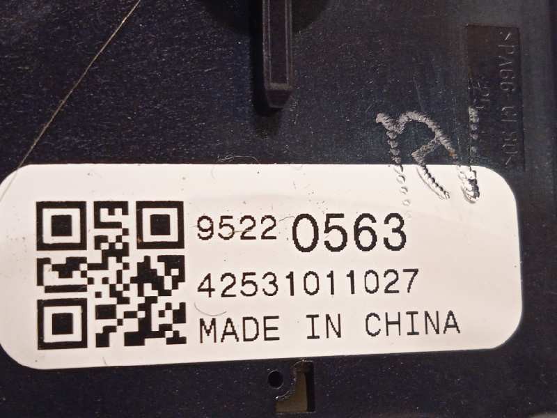 Recambio de mando luces para opel insignia sports tourer 2.0 cdti referencia OEM IAM 95220563  