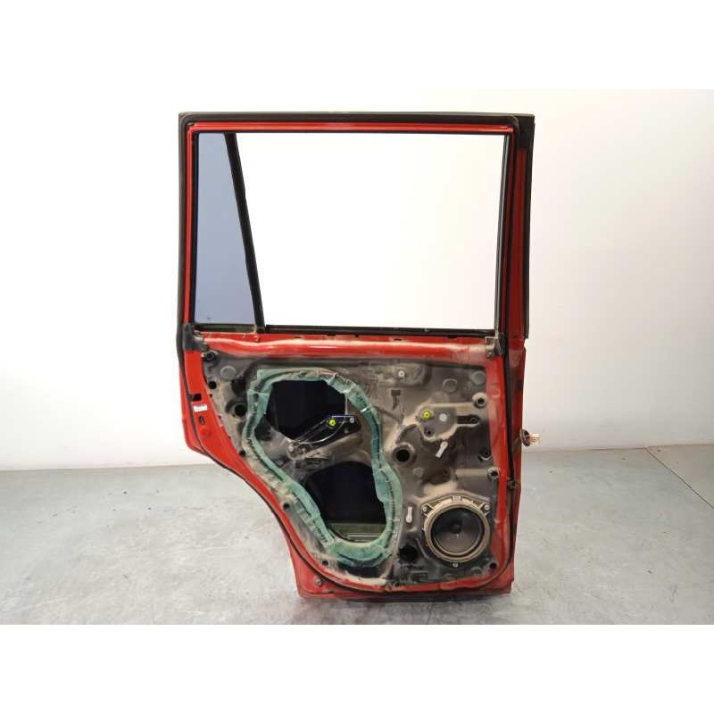 Recambio de puerta trasera izquierda para toyota land cruiser (j12) 3.0 turbodiesel referencia OEM IAM 6700460270  